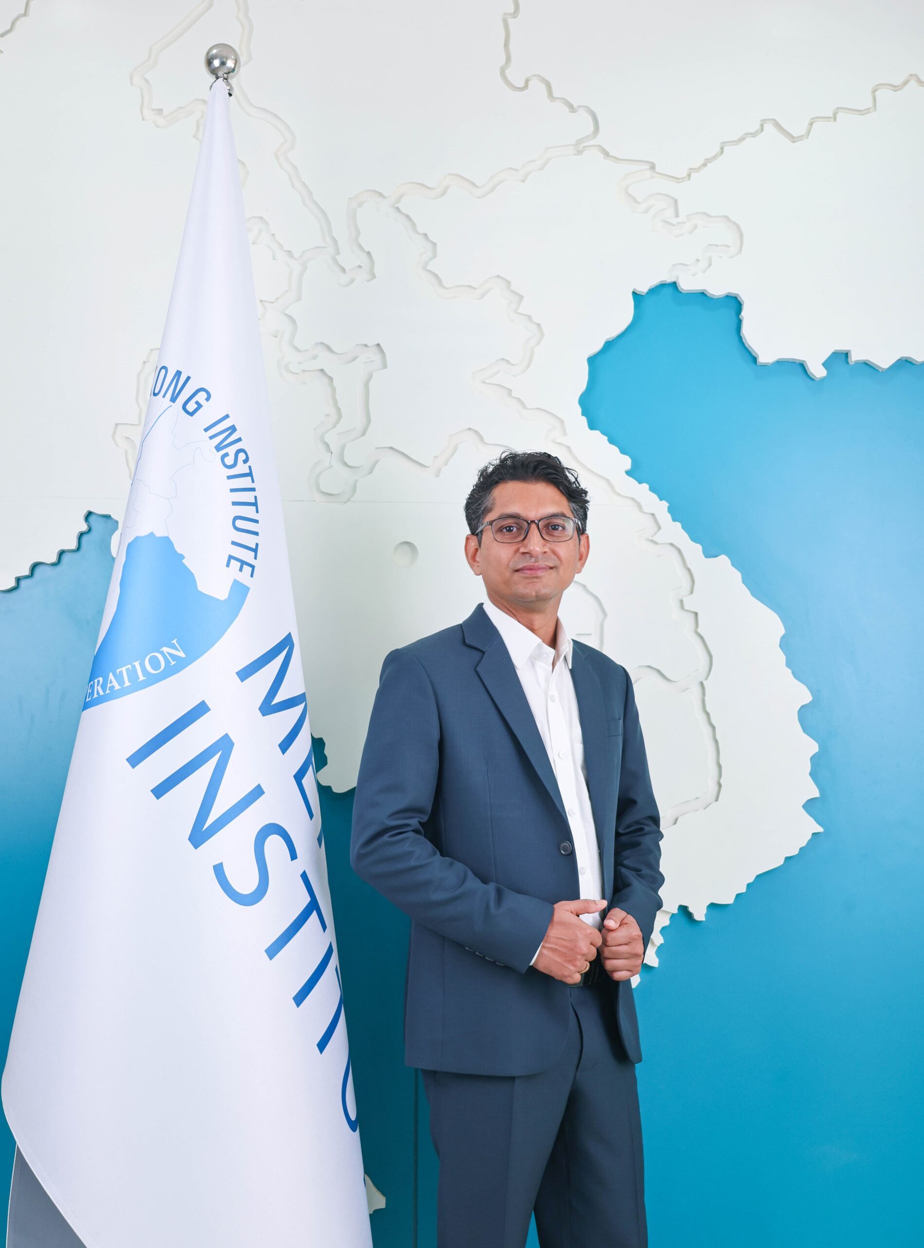 Mr. Ashutosh Kumar Jha